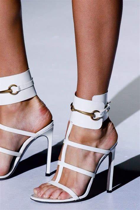 Gucci Ursula Cage Sandals .